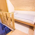 بيت للعطل Sunny Two Bedroom Retreat In Beautiful - Two Bedroom Bizeljsko
