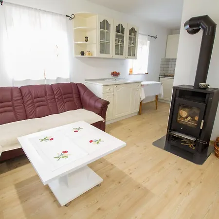 Holiday home Sunny Two Bedroom Retreat In Beautiful Bizeljsko - Two Bedroom