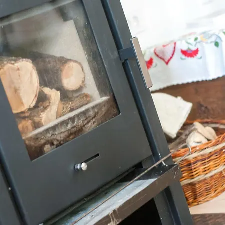 Sunny Two Bedroom Retreat In Beautiful Bizeljsko - Two Bedroom Holiday home *