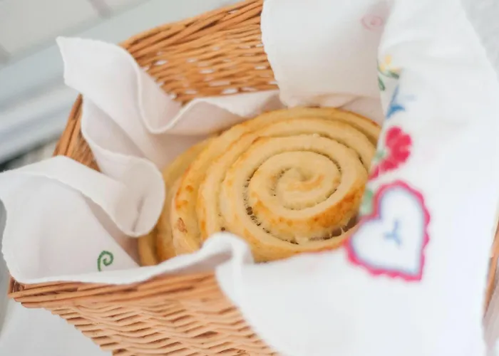 Sunny Two Bedroom Retreat In Beautiful Bizeljsko - Two Bedroom Semesterbostad Bizeljsko