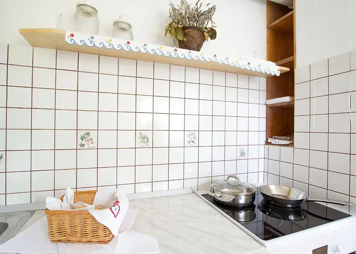 Semesterbostad Sunny Two Bedroom Retreat In Beautiful Bizeljsko - Two Bedroom *