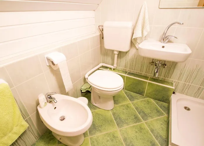 Sunny Two Bedroom Retreat In Beautiful Bizeljsko - Two Bedroom * Bizeljsko